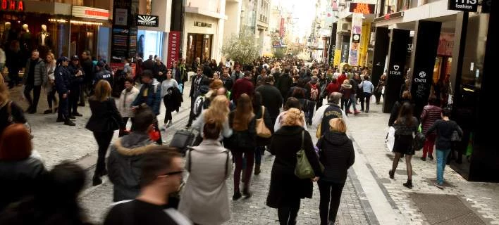 Aυξήσεις έως 38% στις εισφορές των επαγγελματιών- Χαράτσι 26,95% στις αποδείξεις δαπανών